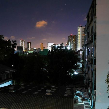 Phresh Hostel Бангкок Екстер'єр фото